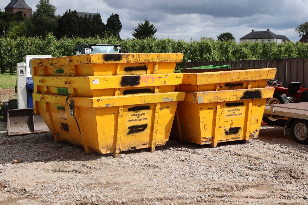 5 x 6 m² Container bins