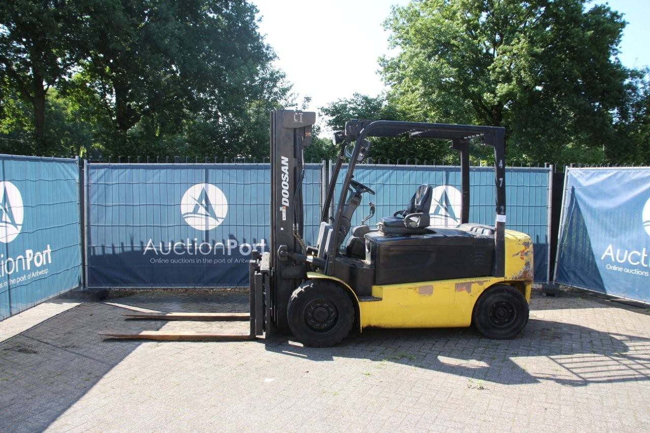 Forklift Doosan B50X-5 Electric 5000kg 4.0m 2012