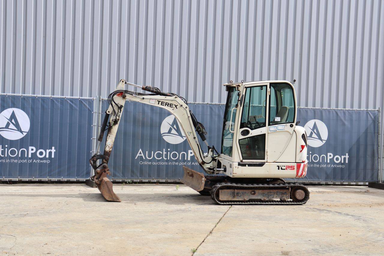 Crawler excavator Terex TC25 Diesel 17.4kW 2008