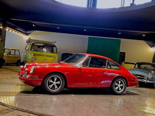 Cars - Classic Cars - Exclusive Vehicles