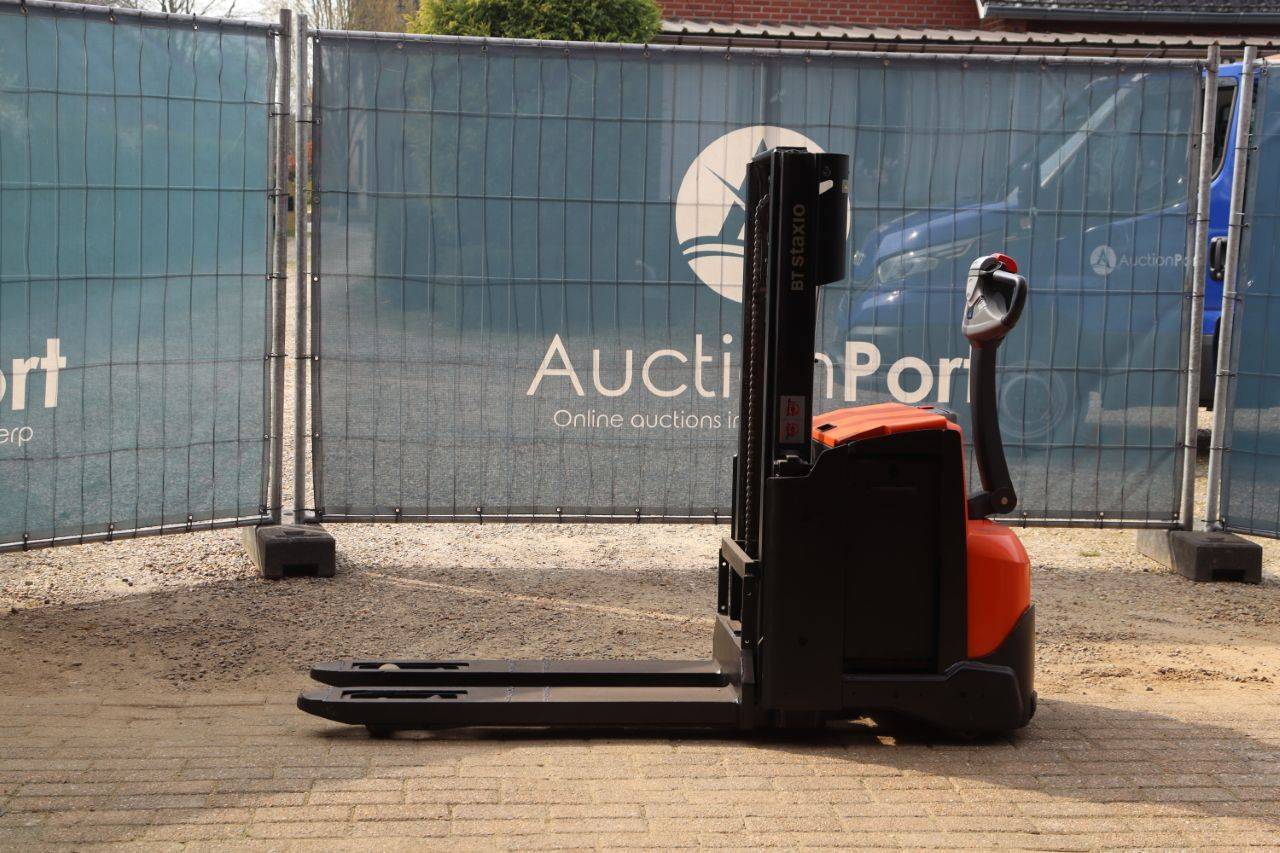 Toyota SWE 2000 Electric Stacker 2000kg 2.1m 2021