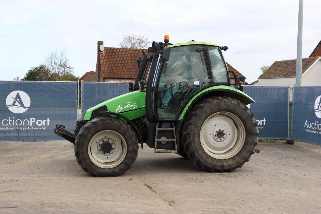 Tractor Deutz Fahr Agrotron 85 Diesel