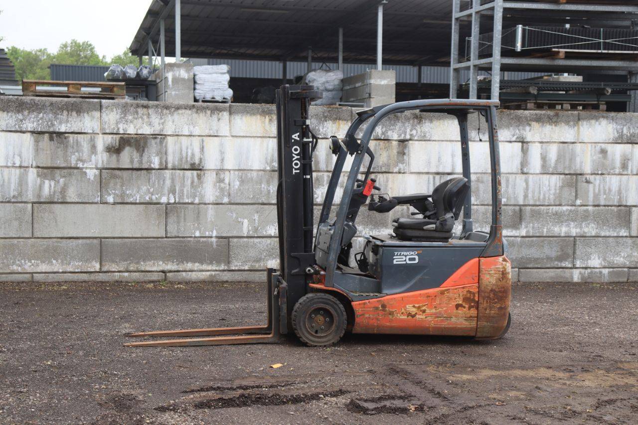 Carrello elevatore Toyota TRAIGO 20 Elettrico 2000kg