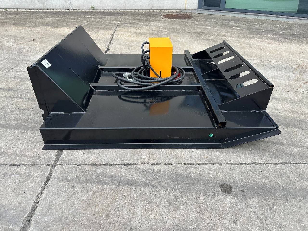 Cortador de grama para minicarregadeira Giyi BC63 2026