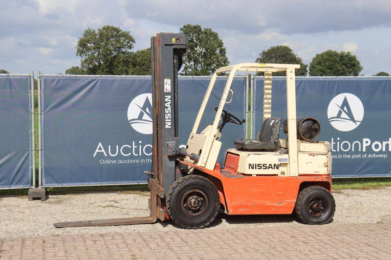 Carrello elevatore Nissan PF02A20U GPL 2000kg 3,7m