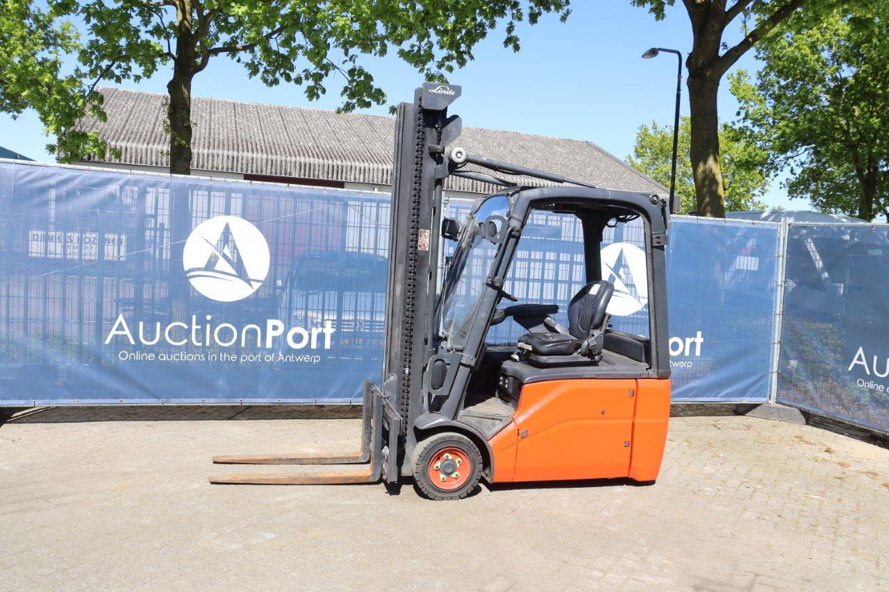 Carrello elevatore elettrico Linde E16 1600 kg 4 m