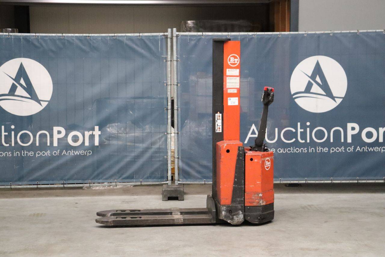 Stacker BT Staxio Electric 1600kg