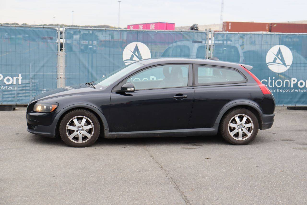 Passenger car Volvo C30 Diesel 110hp 2009 (Margin)