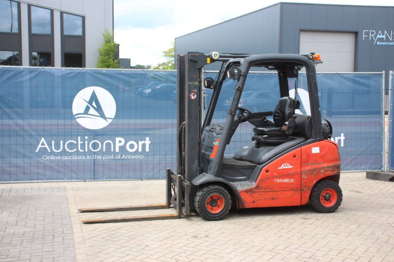 Forklift Fenwick-Linde H20T-01 LPG 2000kg 4.5m 2012