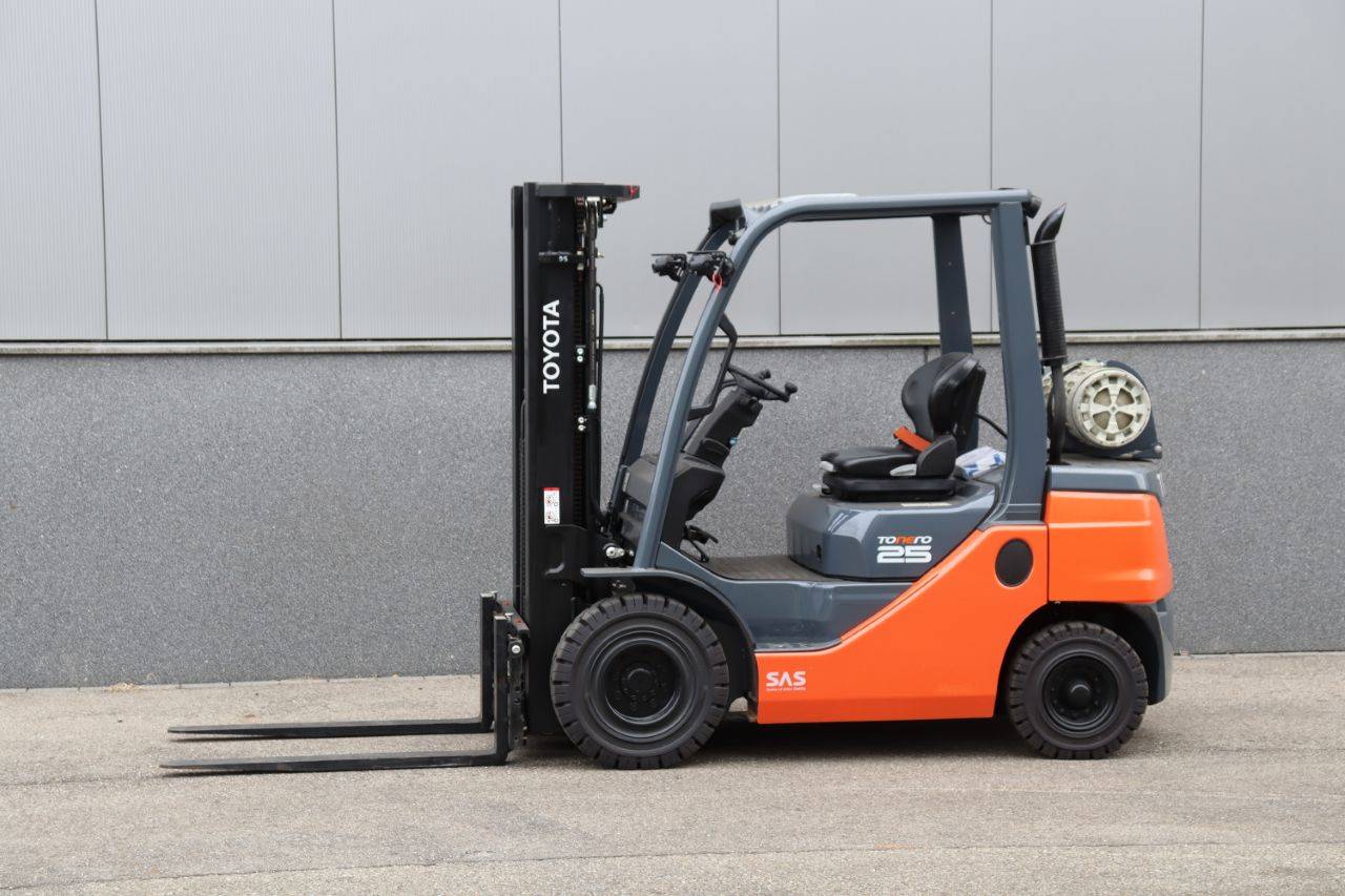 Forklift Toyota 02-8FGF25 LPG 2500kg 4.7m 2022 New