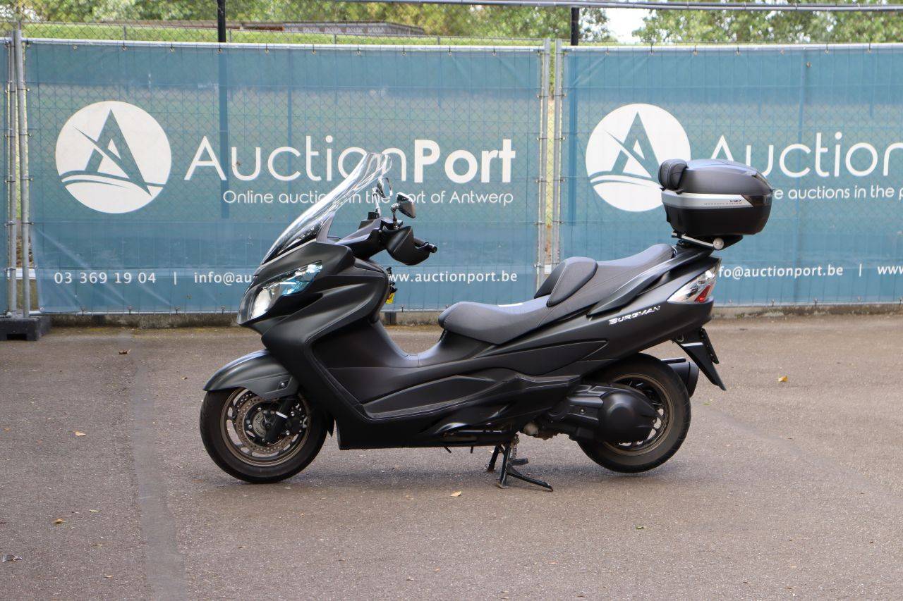 Motor Suzuki BURGMAN 400 Benzine 2016 (Marge)