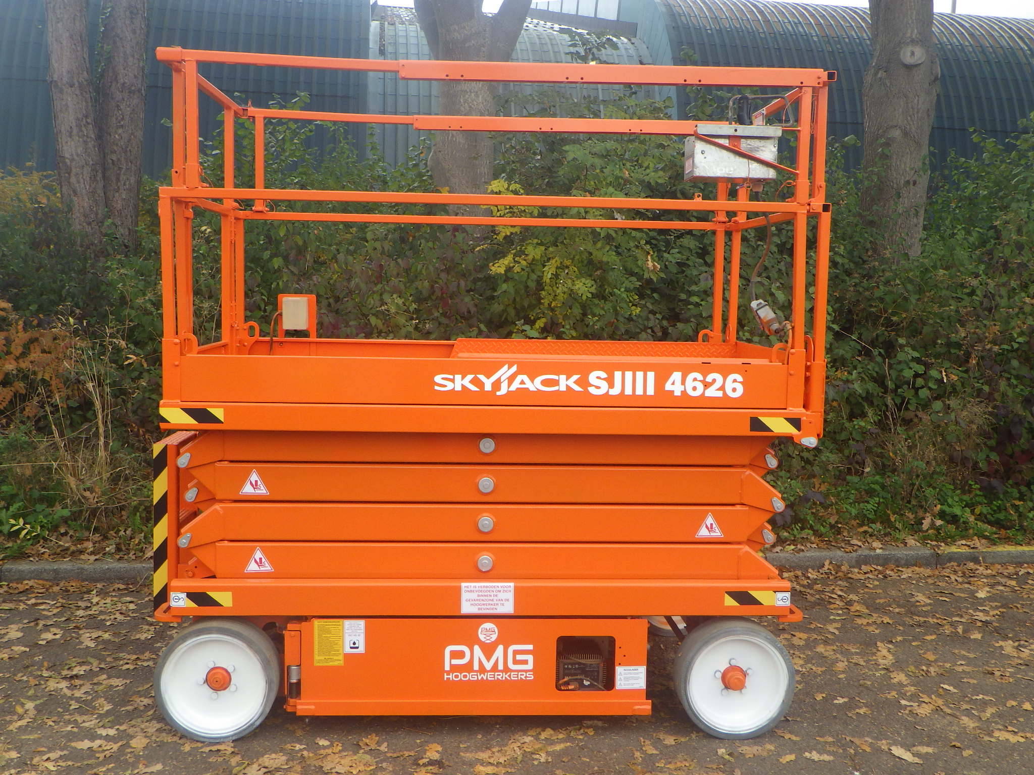 Scissor lift Skyjack SJ4626 Electric 9.92m 2015