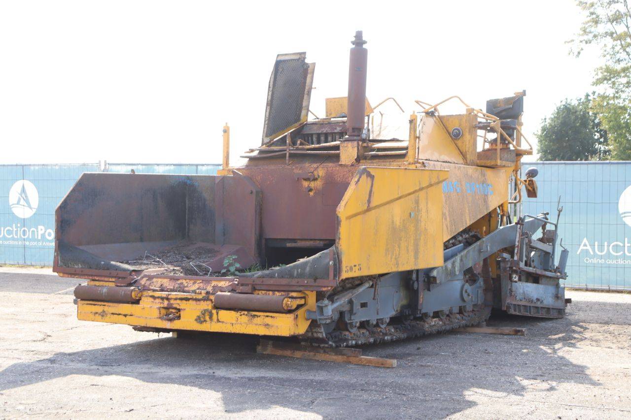 Asphalt paver Demag DF1100 Diesel 78kW 1989