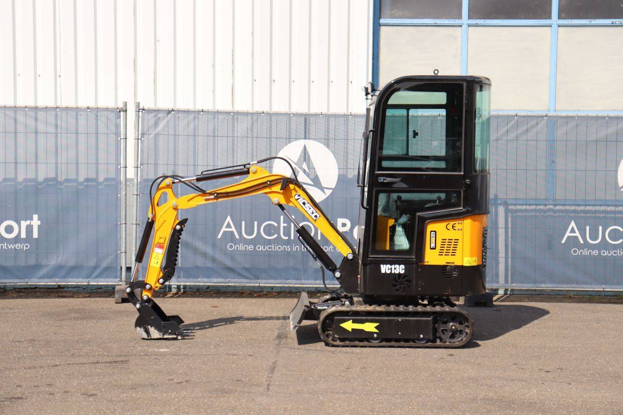Miniexcavadora Vicsec 13C de gasolina, 10 kW, año 2025, nueva.
