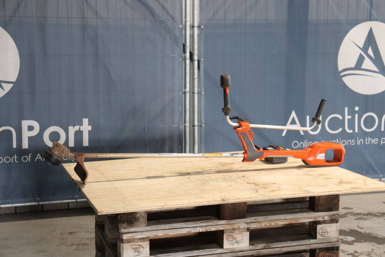 Husqvarna 536LiRX Electric Brushcutter 2021