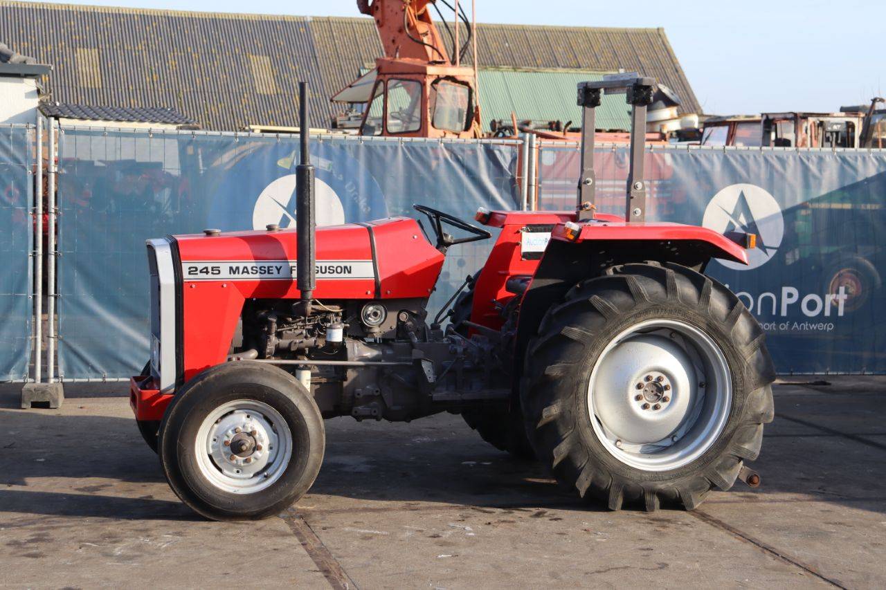 Mini tractor Massey Ferguson 245 Diesel 33kW 1978